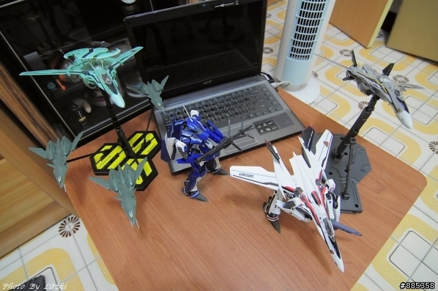 [共襄盛舉] 超時空要塞F  VF-25骷髏小隊! 出擊!!!!