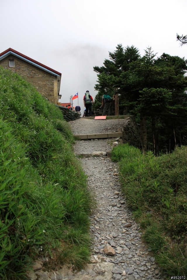 圓峰‧稜線‧完美玉山行