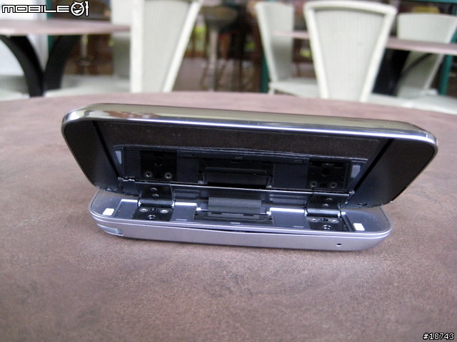 [分享] HTC Touch Pro2 超大觸控螢幕，QWERTY 全鍵盤