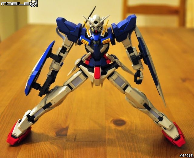[真的是傷眼的分享] 天使的進化: 1/100 Gundam Exia V.S. MG Gundam Exia (圖多)