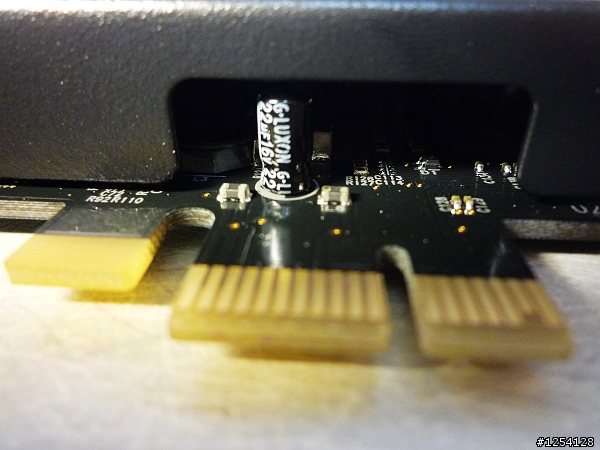 [開箱文] Creative X-Fi Titanium Fatal1ty Champion Series (PCI-E)