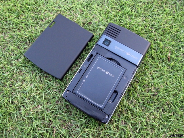 [實測] 比 GPS 導航車機更厲害！Garmin-Asus G60 導航手機