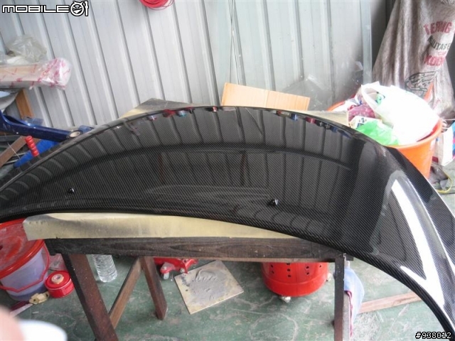 207 carbon 引擎蓋開箱