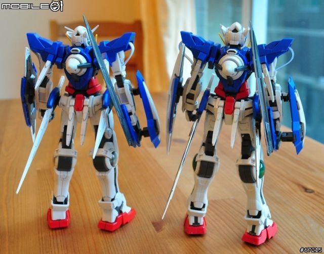 [真的是傷眼的分享] 天使的進化: 1/100 Gundam Exia V.S. MG Gundam Exia (圖多)