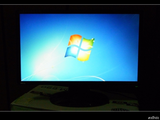 BENQ G2420HD 簡單開箱