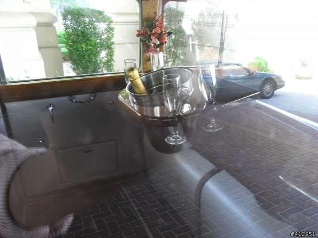 Hyatt 的 左駕古董 Rolls-Royce