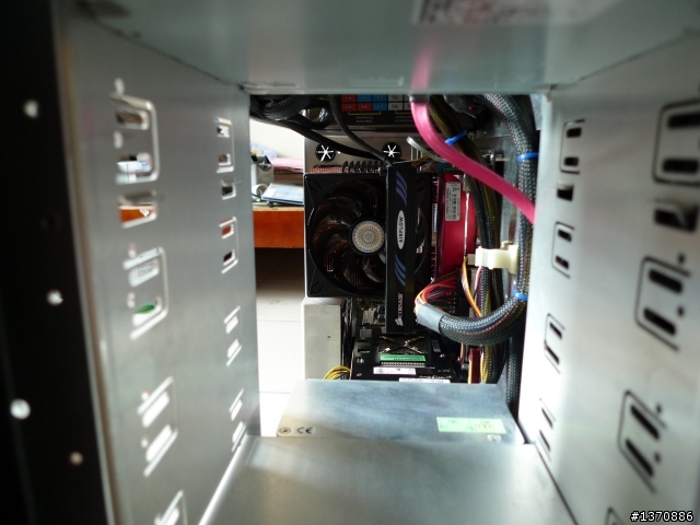 [分享]小弟的pc-p80 純圖分享..
