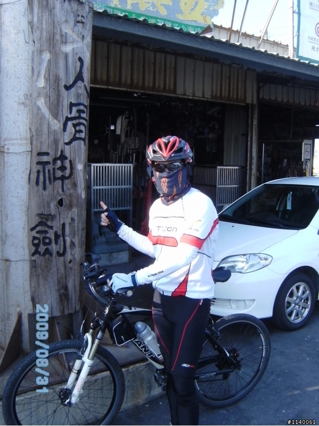 【路線】台南府城古蹟美食巡禮~破百歡樂騎