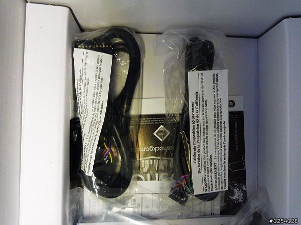 [開箱文] Creative X-Fi Titanium Fatal1ty Champion Series (PCI-E)