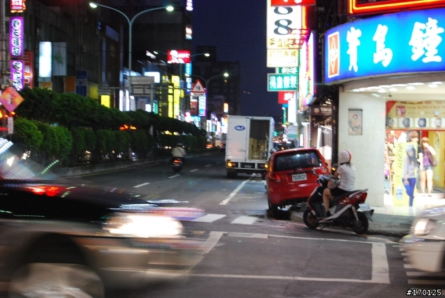 這路...請神人指教一下這鬼路該如何走? (有圖)