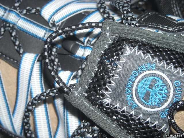 踢不爛水陸兩用鞋之開箱文(文筆不佳版)