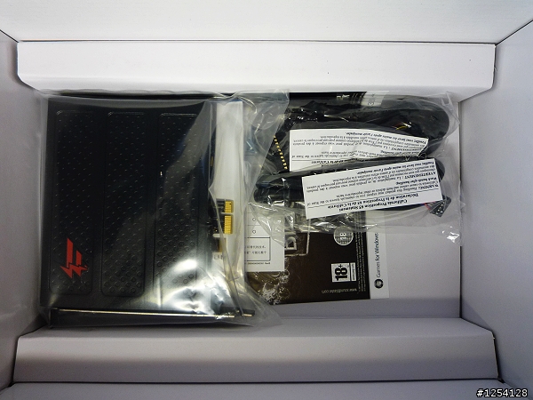 [開箱文] Creative X-Fi Titanium Fatal1ty Champion Series (PCI-E)