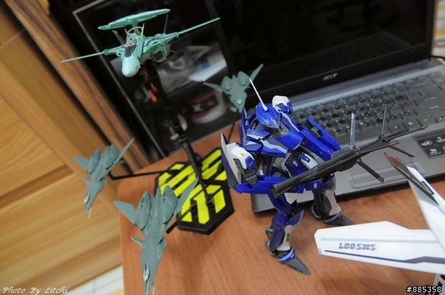 [共襄盛舉] 超時空要塞F  VF-25骷髏小隊! 出擊!!!!