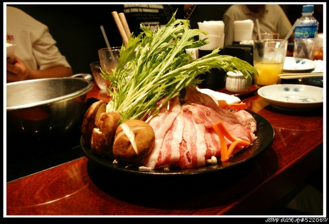 (旅遊開箱文) 大家我回來了~~快樂 的日本自由行~~ 鋼彈團