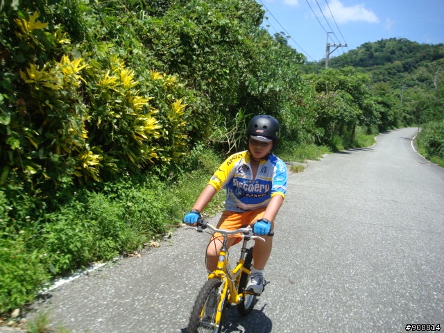 2009年8月初之4天3夜宜花東親子單車之旅之後段被颱風中斷遊記...(圖多)