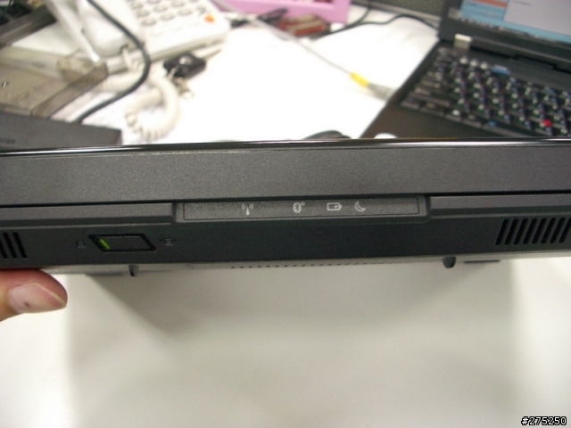 [開箱分享]便宜又大碗的Thinkpad SL400簡單分享