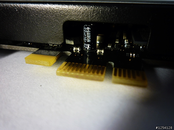 [開箱文] Creative X-Fi Titanium Fatal1ty Champion Series (PCI-E)