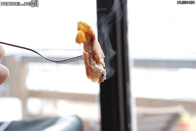 [遊記] 台北三芝 哇哩咧義式餐廳趴吐之黑膠唱片趴