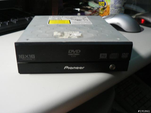 [不專業改裝]pioneer dvr-117更換面板