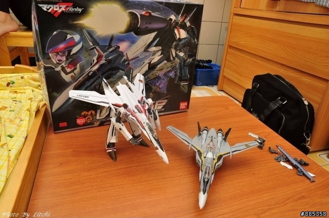 [共襄盛舉] 超時空要塞F  VF-25骷髏小隊! 出擊!!!!