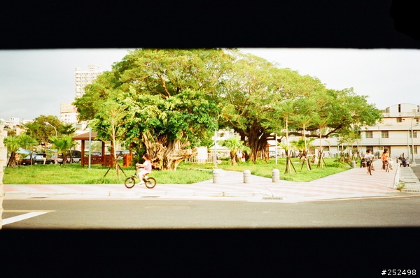 【介紹】[新增照片]NIKON MINI ZOOM 310 AF/QD