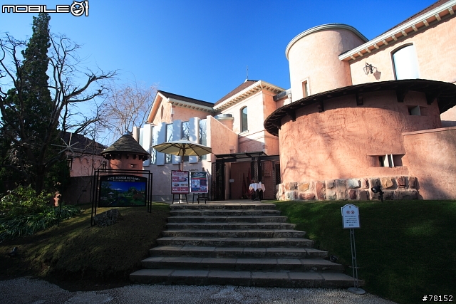 [分享]東京近郊,清心悠閒之旅--三鷹吉卜力美館+河口湖周遊