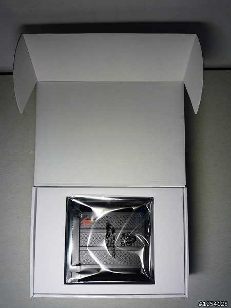 [開箱文] Creative X-Fi Titanium Fatal1ty Champion Series (PCI-E)