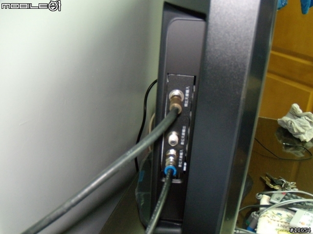 [開箱文] BENQ SK3242 32吋Full HD液晶電視,內建HIHD數位視訊盒