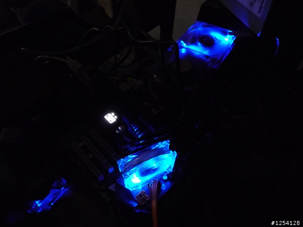 [開箱文] Creative X-Fi Titanium Fatal1ty Champion Series (PCI-E)