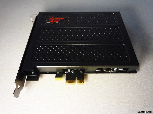 [開箱文] Creative X-Fi Titanium Fatal1ty Champion Series (PCI-E)