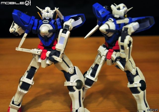[真的是傷眼的分享] 天使的進化: 1/100 Gundam Exia V.S. MG Gundam Exia (圖多)