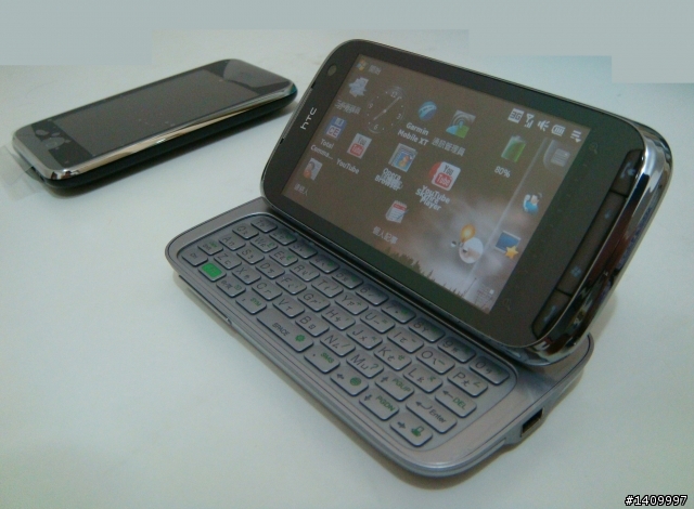 [分享]HTC TP2與Apple iphone 3GS 外型比一比. (圖片多)