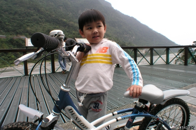 4歲小朋友 單日挑戰35公里，花蓮-太魯閣-花蓮