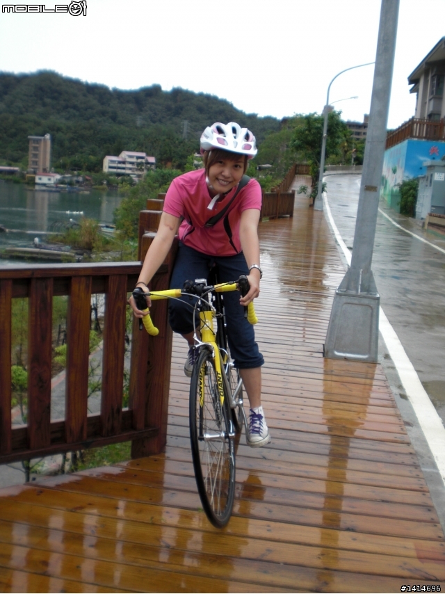 9月27日雨不停歇之日月潭騎小折(有風景圖 : )