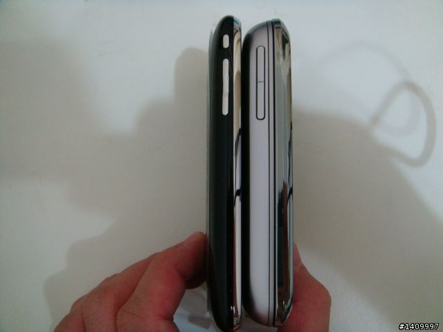 [分享]HTC TP2與Apple iphone 3GS 外型比一比. (圖片多)