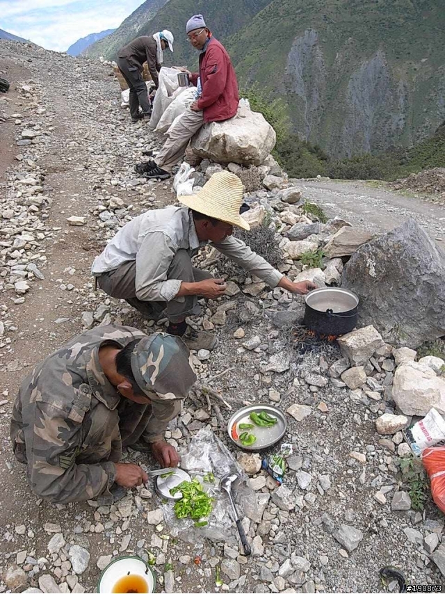 [遊記] 從地獄走向天堂的路 第九天 水落河畔→嘎落村