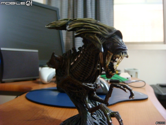 完美的生物 (ALIEN QUEEN) 胸像