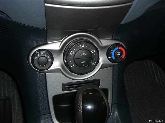 Fiesta Trend 1.4 賞車照70P