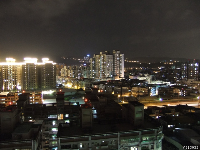 F70EXR夜景小測