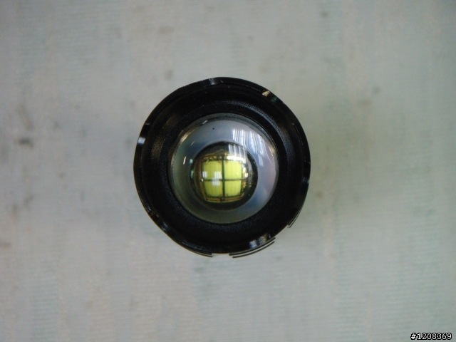 第三代變焦手電筒 cree mc-e