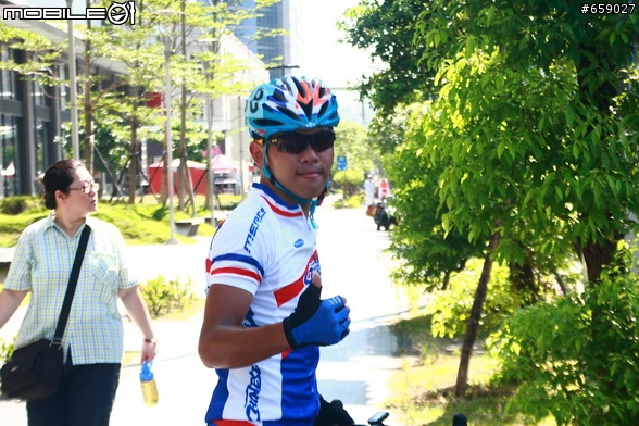 分享聽奧自行車50公里領先計分賽照片