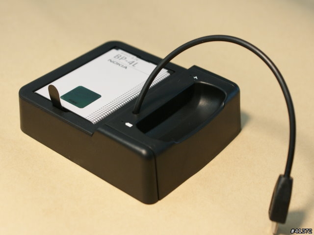 [分享]NOKIA N97 桌上充電/傳輸座
