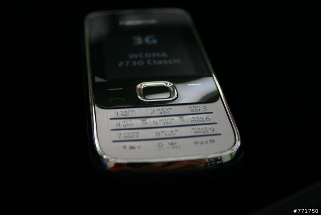 2字輩霸主~好樣的NOKIA 2730