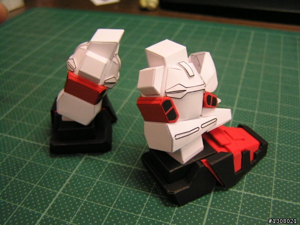 SD紅色異端鋼彈紙模製作(圖多)