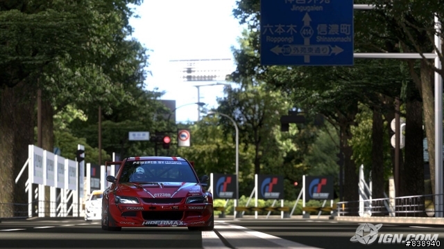 GT5在TGS上的DEMO出現Lamborghini Gallardo LP560-4和Ferrari 458 Italia , 2010年3月日本上市!! 新增FM3翻車畫面