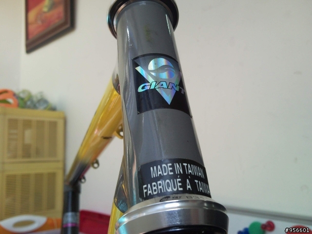 [未儲存文章] 小弟的這個Giant 13年老碳纖CADEX車架，該不該撩落去呢？