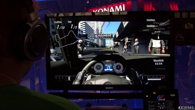 GT5在TGS上的DEMO出現Lamborghini Gallardo LP560-4和Ferrari 458 Italia , 2010年3月日本上市!! 新增FM3翻車畫面