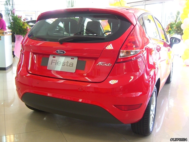 Fiesta Trend 1.4 賞車照70P