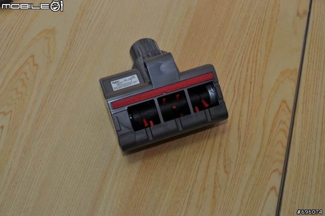 [熱呼呼開箱]~Dyson DC31 Animal+ddm(已上傳影片)---9/12新增吸床墊照片