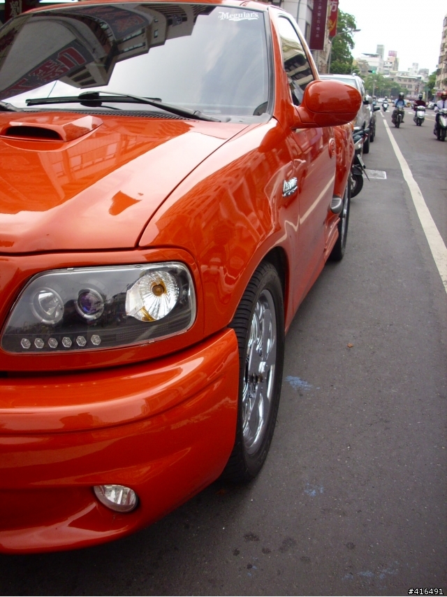 美式嘻哈貨卡DUB-Ford  SVT F150